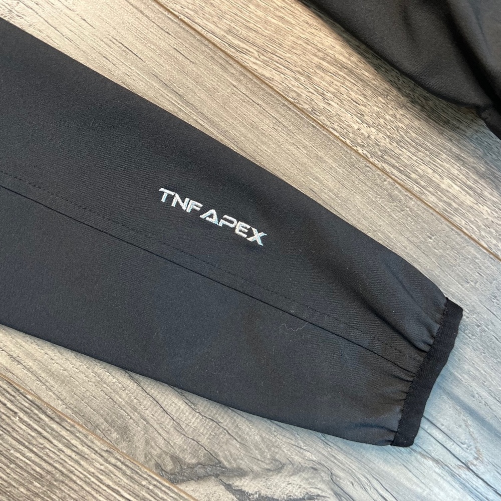The North Face Women's TNF Apex Black Jacket Size XS - Picture 8 of 9